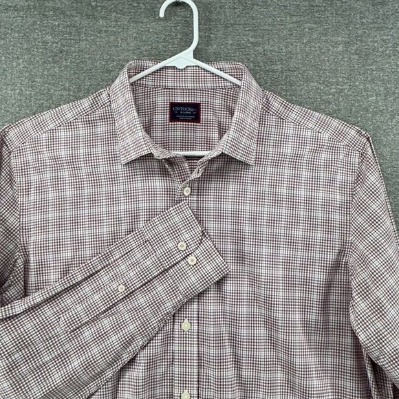UNTUCKit Other - UNTUCKit Beckman Shirt Men Size XL Red Check Nylon Casual Long Sleeve
